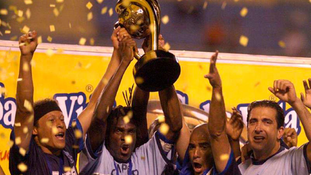 un-dia-en-la-historia-el-gol-de-oro-de-reynaldo-clavasquin-en-la-final-del-olimpia-vs-motagua-del-98